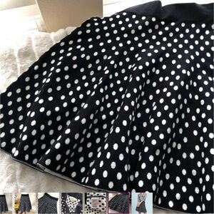 Anthropologie-MAEVE knit black and white polka dot skirt